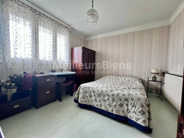 MAISON SACRE COEUR 4 CHAMBRES DOUBLE GARAGE