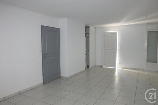 Maison à vendre  4 pièces - 99,10 m2 DOMERAT - 03