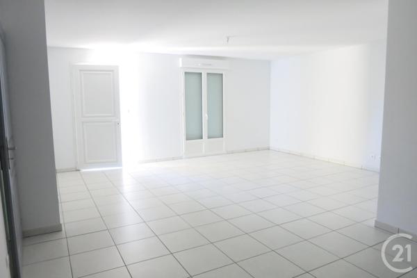 Maison à vendre  4 pièces - 99,10 m2 DOMERAT - 03