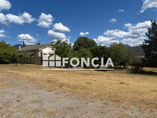 À vendre Maison 12 pièces 303.49 m² - Aiglun 04510