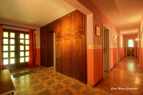 Dpt Moselle (57), à vendre BOULAY MOSELLE propriété de 57 ares, maison P8 à rénover complètement