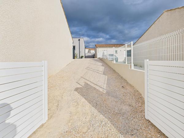 Magnifique Villa récente au coeur du MINERVOIS .