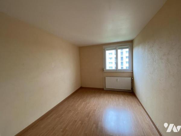 Appartement 4 pièces avec cave 