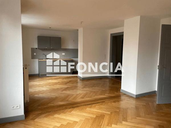 Location Appartement 5 pièces 109 m² - 53 RUE DES VERGERS Mulhouse 68100