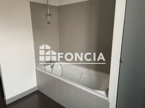 Location Appartement 5 pièces 109 m² - 53 RUE DES VERGERS Mulhouse 68100