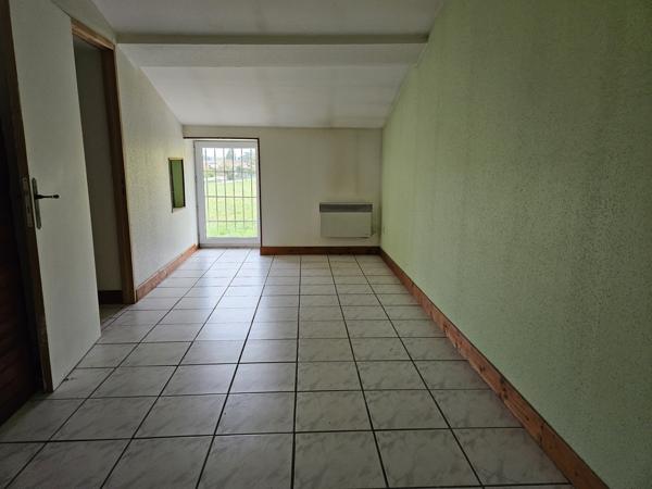 Vianne (47230) EXCLUSIVITÉ VIANNE (47) - ENSEMBLE IMMOBILIER - 2 APPARTEMENTS - 75M² & 54M² - T3 & T2 - 12000€/An - PARKING -