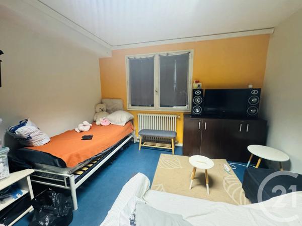 Maison à vendre  5 pièces - 161,81 m 2   GRAULHET  - 81