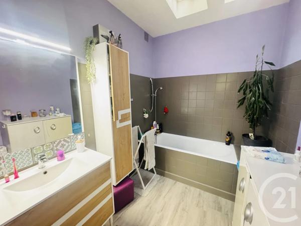 Maison à vendre  5 pièces - 161,81 m 2   GRAULHET  - 81