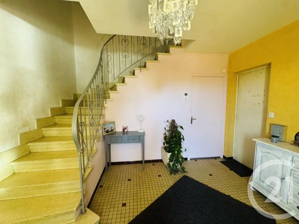 Maison à vendre  5 pièces - 161,81 m 2   GRAULHET  - 81