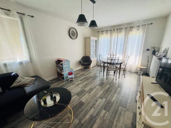 Maison à vendre  5 pièces - 161,81 m 2   GRAULHET  - 81