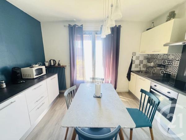 Maison à vendre  5 pièces - 161,81 m 2   GRAULHET  - 81