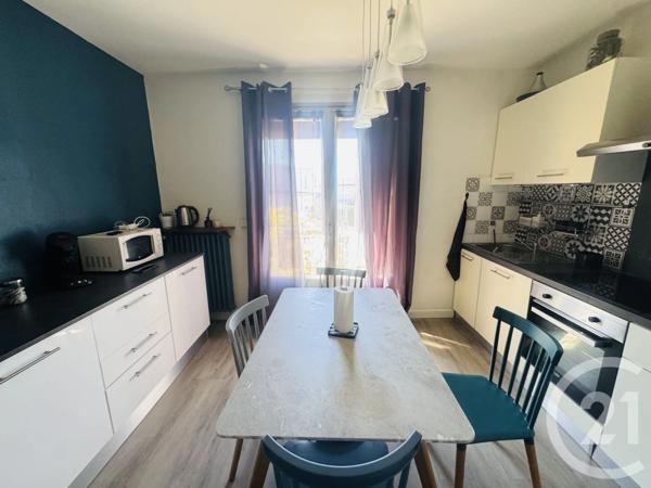 Maison à vendre  5 pièces - 161,81 m 2   GRAULHET  - 81