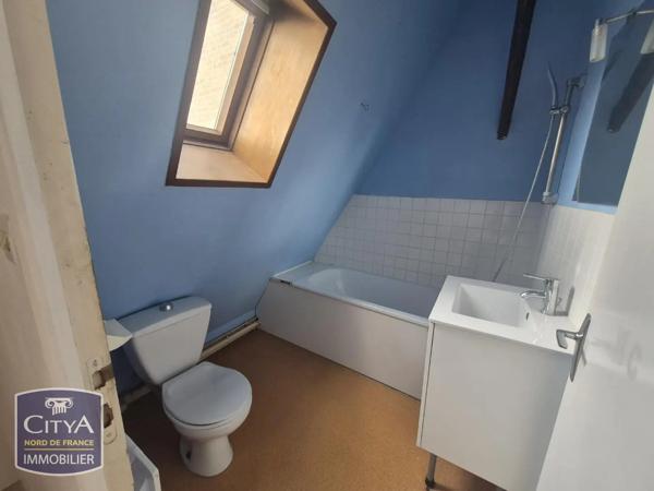Appartement à louer 2 pièces 43.96m² Saint-Omer (62500)