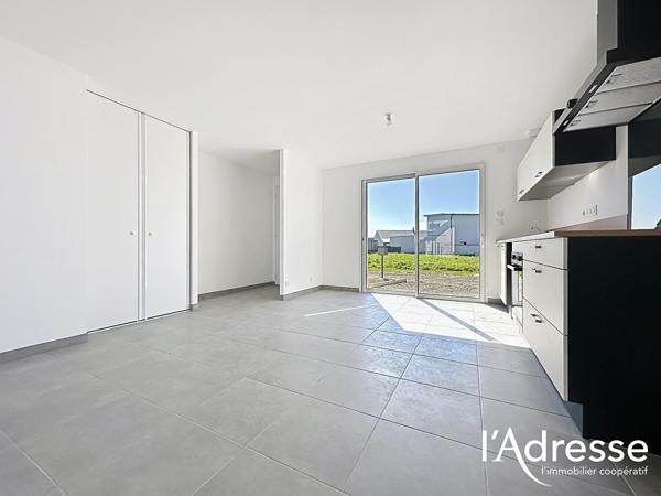 Maison neuve plain-pied, terrain 672 m²