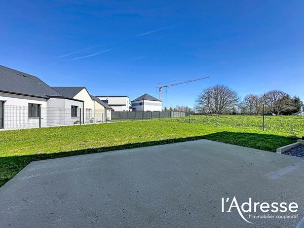 Maison neuve plain-pied, terrain 672 m²