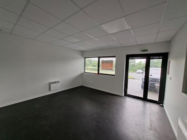 Bureaux La Roche Sur Yon 859.26 m2 , La roche sur yon