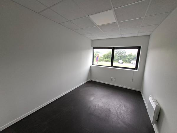 Bureaux La Roche Sur Yon 859.26 m2 , La roche sur yon