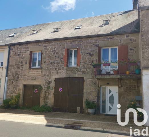 Maison de village 5 pièces de 160 m² à Peyrelevade (19290)