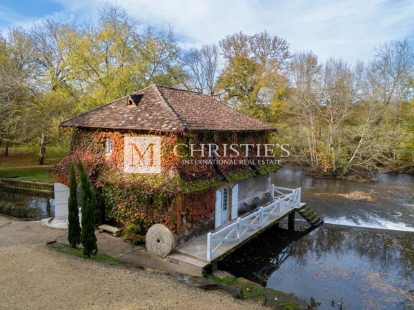 Dordogne Magnifique moulin et maison contemporaine au bord de la rivière