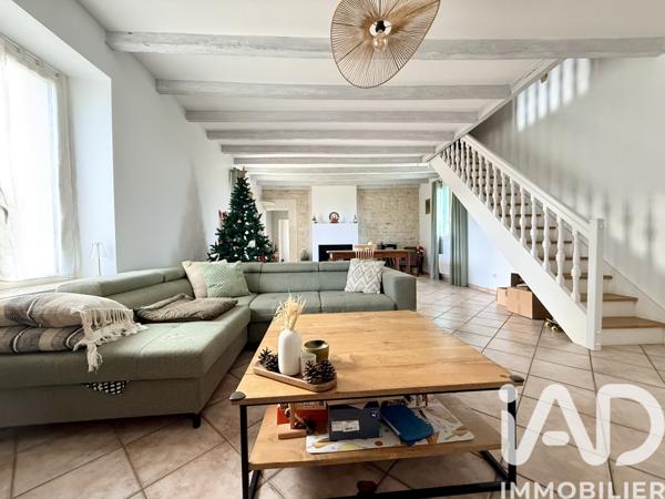Maison à vendre 6 pièces 143 m² Chabournay