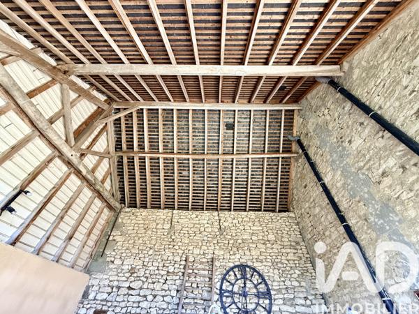 Maison à vendre 6 pièces 143 m² Chabournay