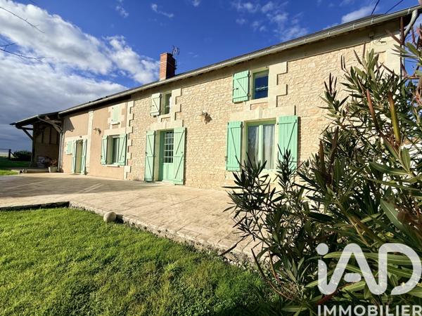 Maison à vendre 6 pièces 143 m² Chabournay