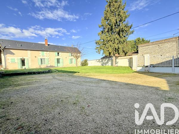 Maison à vendre 6 pièces 143 m² Chabournay