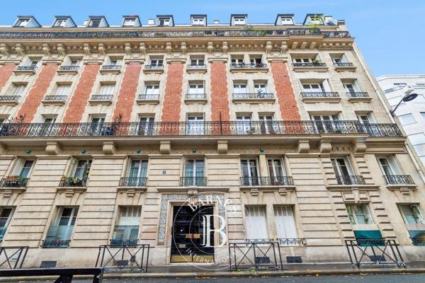 Paris 16ème, Appartement 2 Chambres -  81 m² à vendre