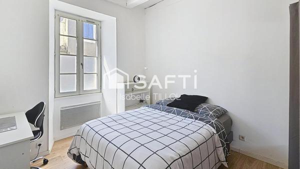 Appartement T2 immeuble de caractère