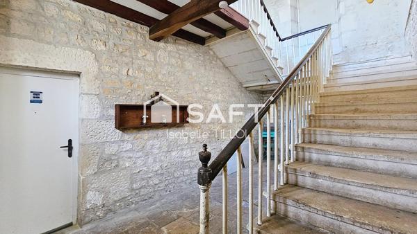 Appartement T2 immeuble de caractère