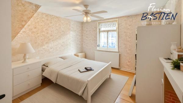 🏡 Maison à rénover – 115 m² avec grand garage et jardin à Petite-Forêt