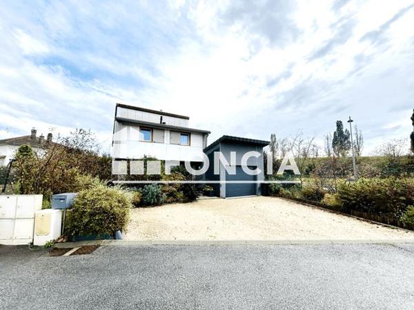 À vendre Maison 4 pièces 99 m² - Mably 42300