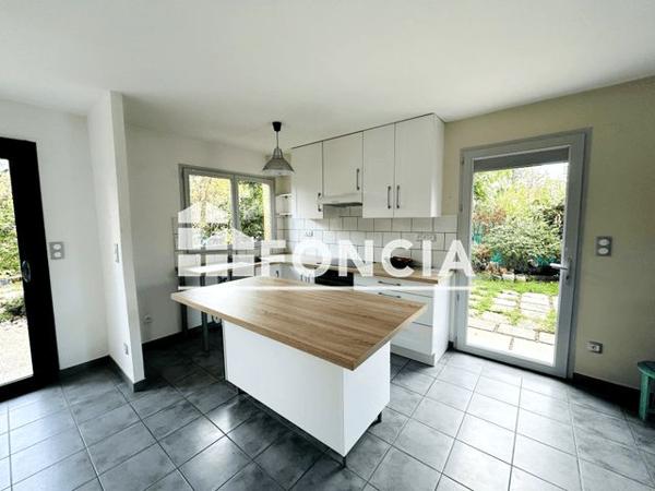 À vendre Maison 4 pièces 99 m² - Mably 42300