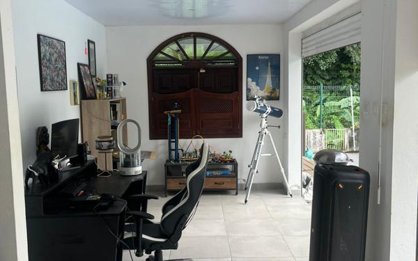 Maison à vendre    6 pièces • 127 m2 Remire-Montjoly