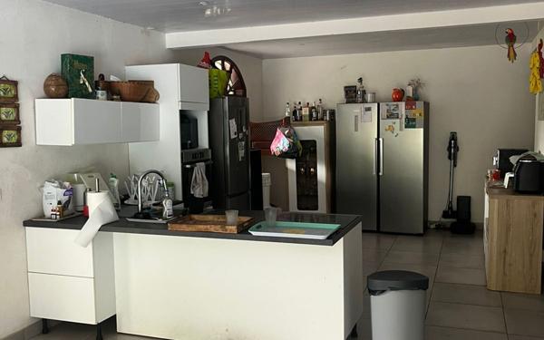 Maison à vendre    6 pièces • 127 m2 Remire-Montjoly