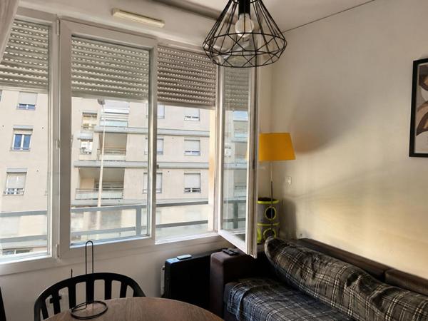 Duplex loué de 29,67m² résidence étudiante - Ferrandière Maisons-Neuves