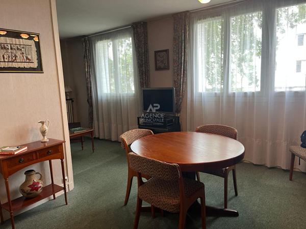 Appartement Nanterre 4 pièce(s) 61 m2 €248 000 ** - Référence 15311