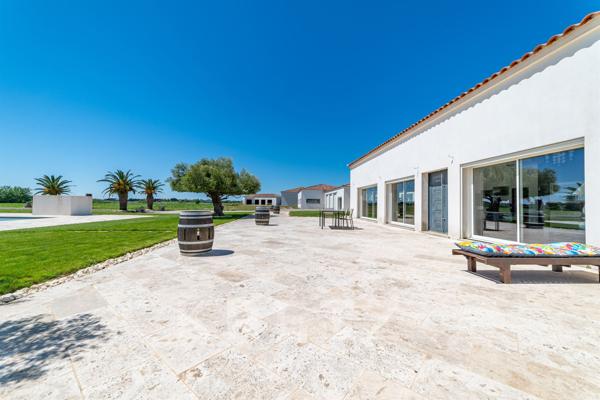 Propriété d'exception au coeur de la Camargue