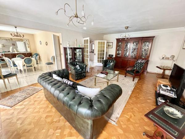 Maison Carrieres Sur Seine 7 pièce(s) 200 m2 €1 140 000 ** - Référence 603