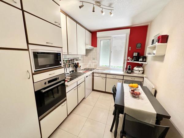 Maison Carrieres Sur Seine 7 pièce(s) 200 m2 €1 140 000 ** - Référence 603