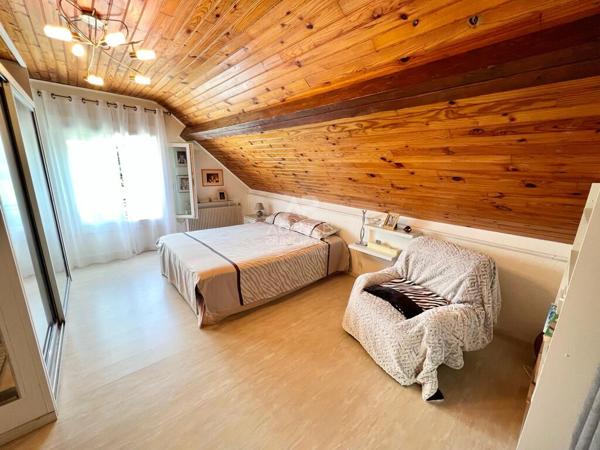 Maison Carrieres Sur Seine 7 pièce(s) 200 m2 €1 140 000 ** - Référence 603