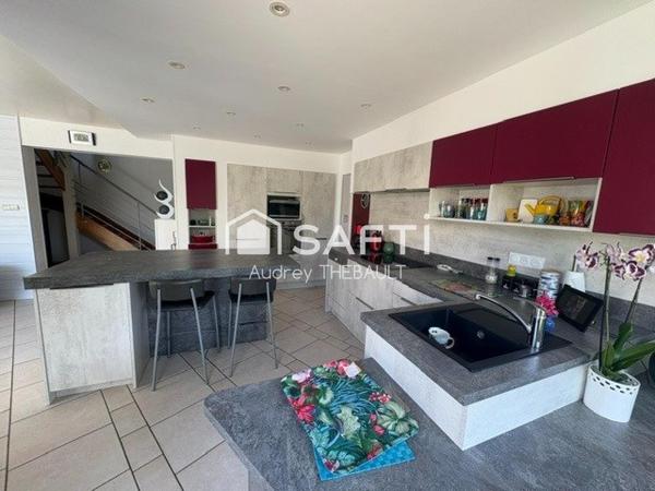 ELEGANTE PROPRIETE FAMILIALE AVEC APPARTEMENT INDEPENDANT