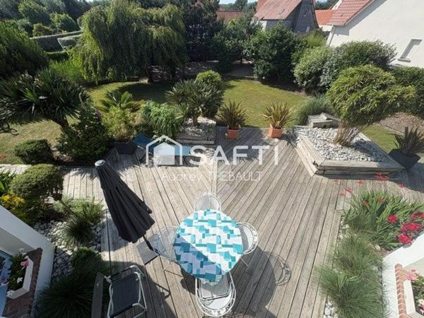 ELEGANTE PROPRIETE FAMILIALE AVEC APPARTEMENT INDEPENDANT