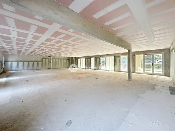 À vendre - Autres commerces situé à Flassans-sur-Issole (83340)