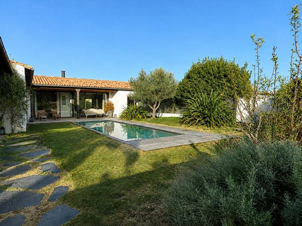 Maison Sainte Marie De Re 8 pièce(s) 182 m2