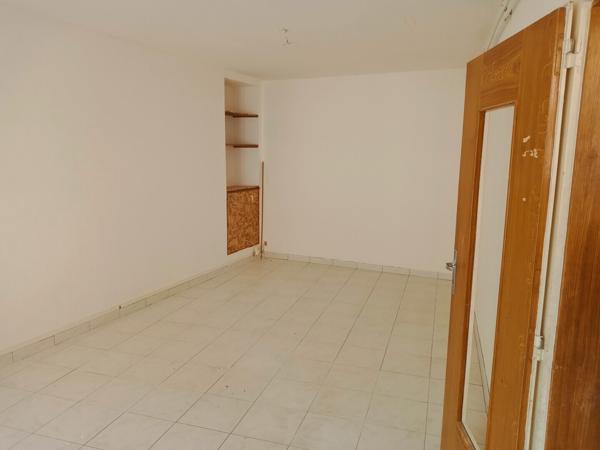 BELLE MAISON DE BOURG MITOYENNE PROCHE MONTLUCON 68 500 € H.A.I.*