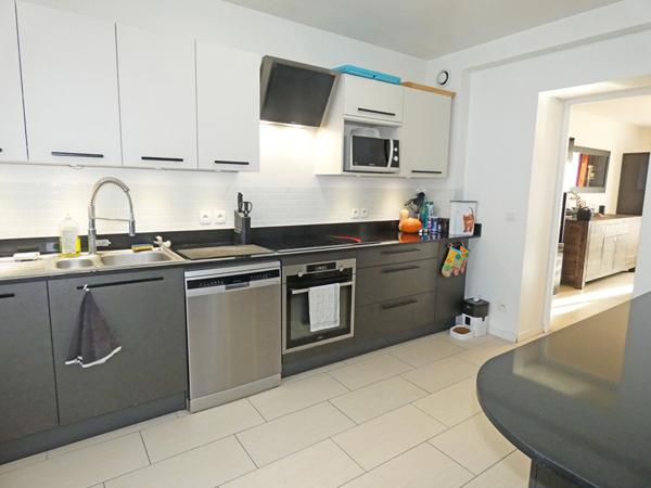 Maison Neuilly Sur Marne 5 pièce(s) 120 m2