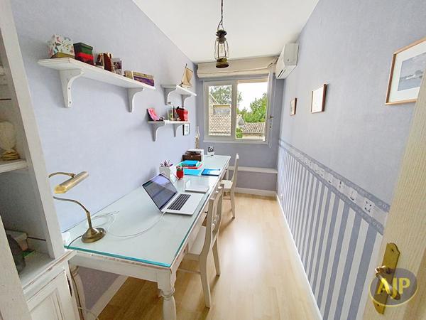 Maison à vendre Blanquefort - 5 pièces, 141m² avec 4 chambre(s) à 569 000€ - AJP Immobilier Le Bouscat