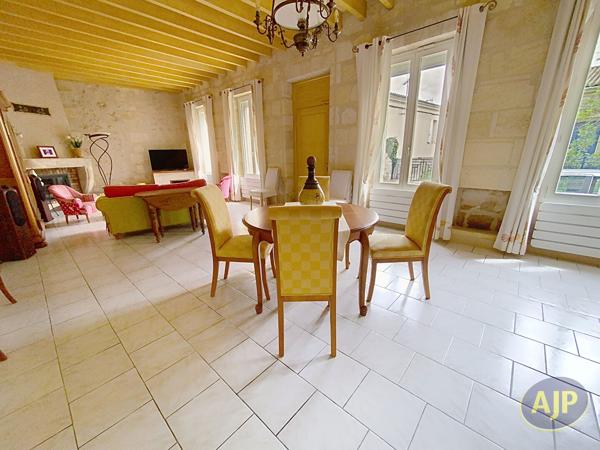 Maison à vendre Blanquefort - 5 pièces, 141m² avec 4 chambre(s) à 569 000€ - AJP Immobilier Le Bouscat
