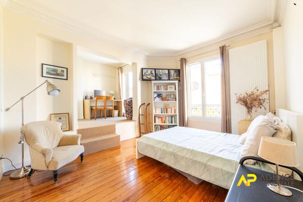 Maison d'exception à vendre - La Garenne-Colombes 1 280 000 € **  - Référence  538CL